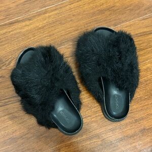 Topshop Women's Black Fuzzy Slippers